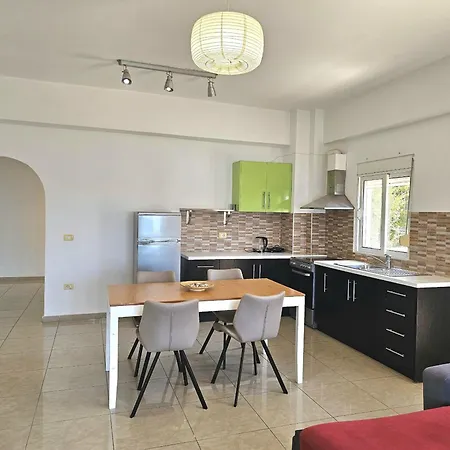 Saint Tropez Σαράντα